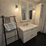 Appartement Gardsidyll I Flotte Omgivelser