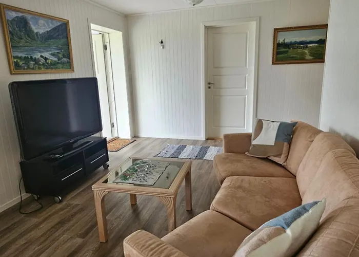 Gardsidyll I Flotte Omgivelser *